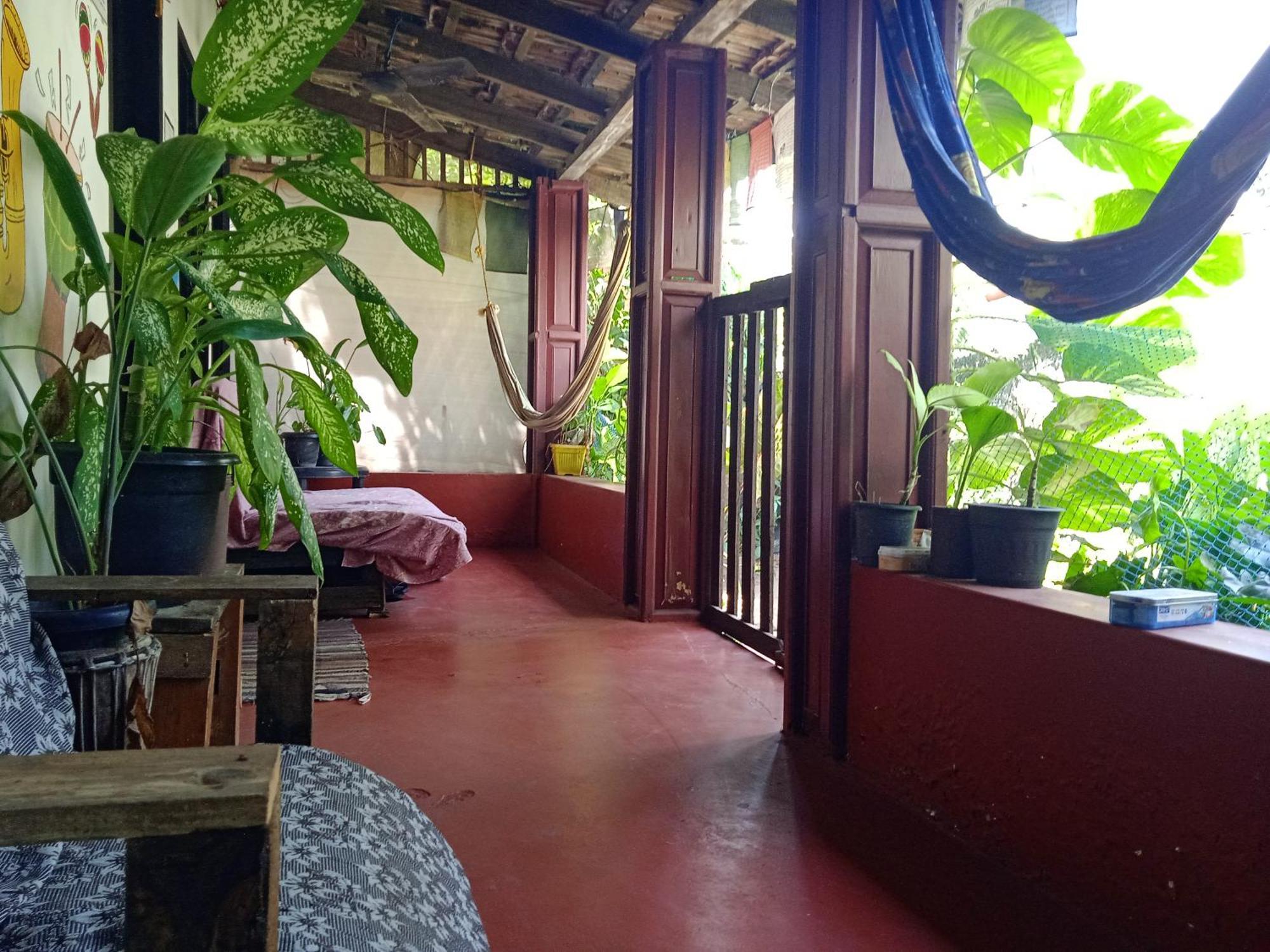Hotel The Blues à Alappuzha Extérieur photo